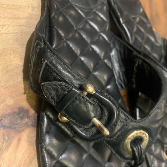 Burberry Black Quilted Sandals / Thong - Picture 3 of 11